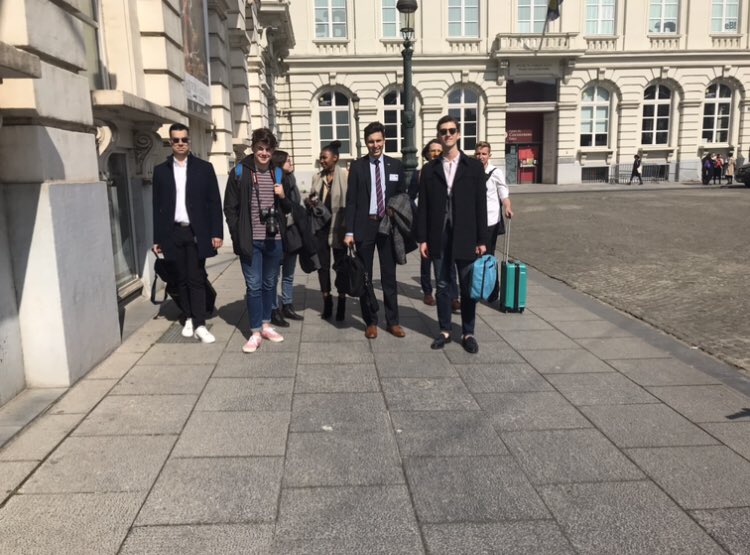 BirdingBrussels's tweet photo. 🆙#ThrowbackMonday | Two years ago I had the pleasure to attend #EuropCom 2018
🙌beginning of a wonderful adventure as 🇧🇪 groundgamer of #ThisTimeImVoting campaign launched by @Europarl_EN for #EUelections.
🤝💪great people+unique peer-to-peer com
👉🗳️hiiigh EUelections turnout https://t.co/47O1BSJmK2