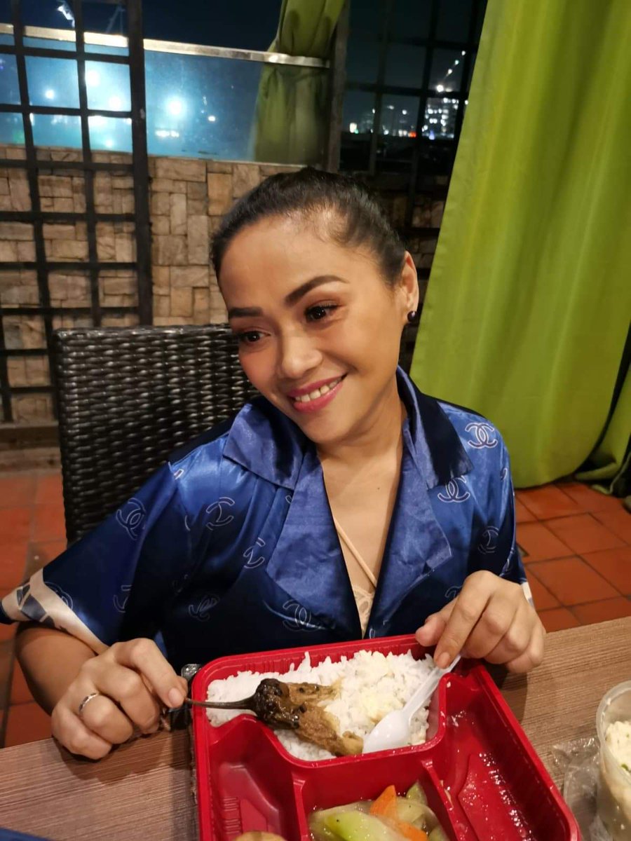ABSCBN's tweet photo. Huwag papalagpasin ang masayang kwentuhan sa #ASIAAunscripted! Tutok na sa #ASIAAFakeSon. https://t.co/F56rUmSyHs