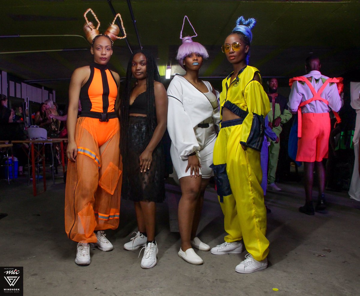 WHKFashionWeek's tweet photo. Here is a bit of backstage action from Saturday 📸 by @IngoAndrew to brighten up your Monday. 
#MTCWFW2020 #MTCWFWat5 #Backstageaction https://t.co/vsk089hH2A