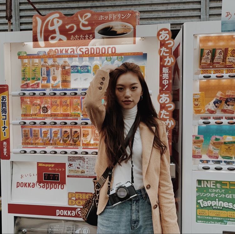 hyy everyone !! , gw baru nge rp di twt nihh ayo mau
fmbst ? dm
mutualan ? like / rt
#root #roleplayer #roleplayerindonesia #rootrpw #roleplayerkpop