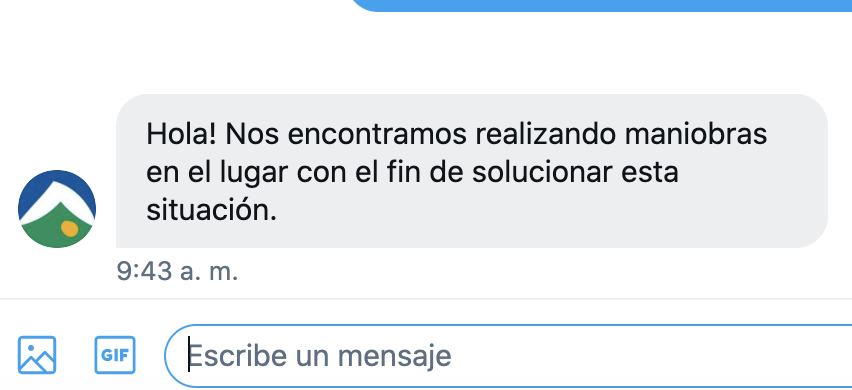 jorsullivan's tweet photo. @aguas_andinas @nataliaavcr ¿Qué respuesta? Sólo señalan que están realizando "maniobras". La misma respuesta que me vienen entregando desde el martes pasado, y miren a lo que llegamos... de tener baja presión... a NO TENER SUMINISTRO.  ¿Y la solución cuándo? @SISS_CHILE @mop_chile @SERNAC https://t.co/0iu8f96qwA