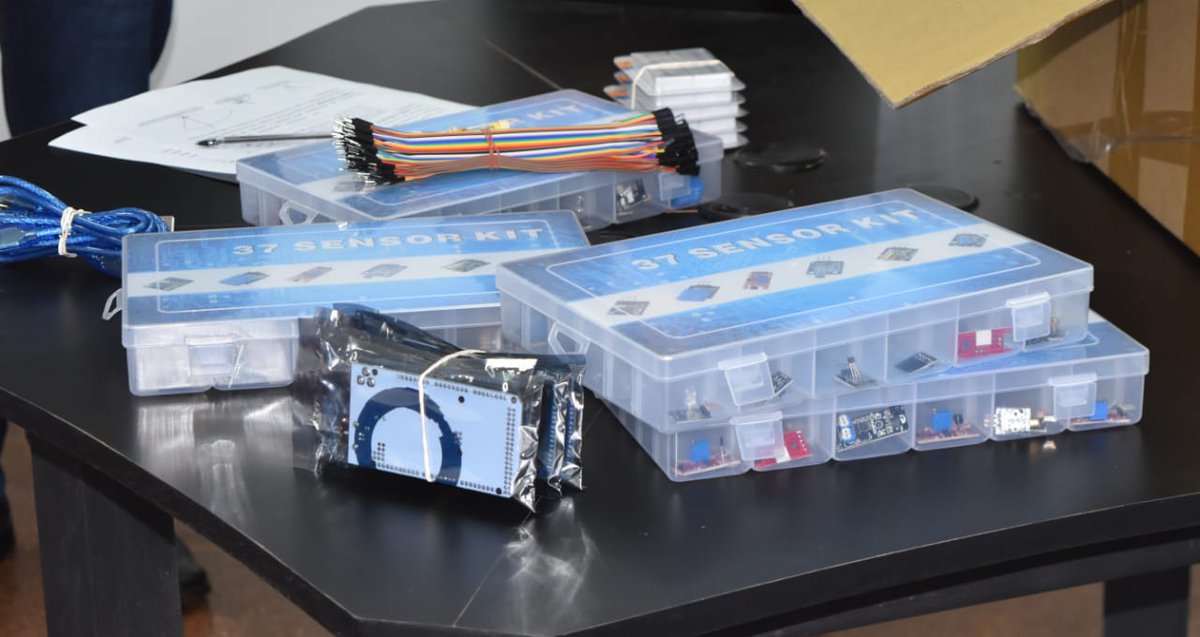 Campo Grande continúa fortaleciendo su Espacio Maker revistacodigos.com/campo-grande-c…