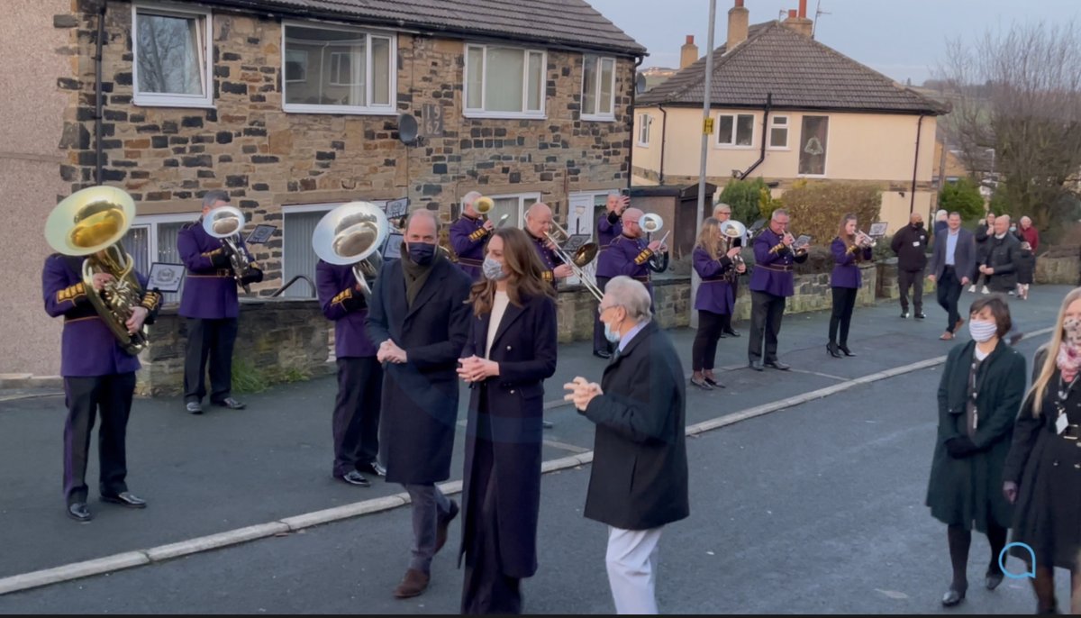 YappAppLtd's tweet image. The Duke and Duchess of Cambridge have visited #Batley in the #Kirkless area this afternoon on their Royal Train Tour of the UK ow.ly/ytZv30rnwAY
