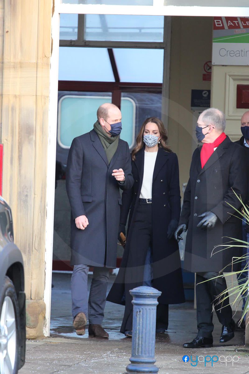 YappAppLtd's tweet image. The Duke and Duchess of Cambridge have visited #Batley in the #Kirkless area this afternoon on their Royal Train Tour of the UK ow.ly/ytZv30rnwAY