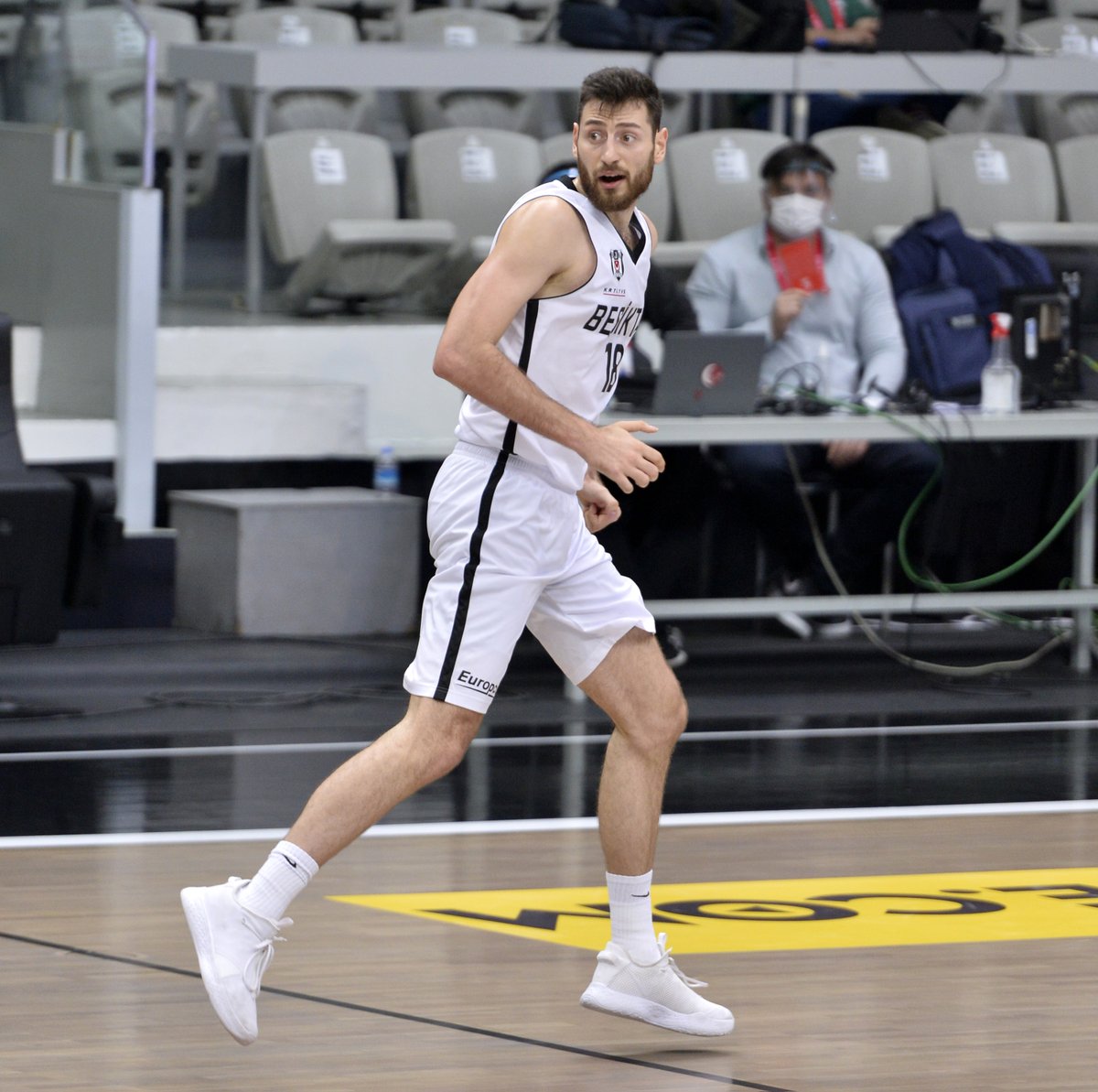 Basketbolcu ayakkabısı Clearance