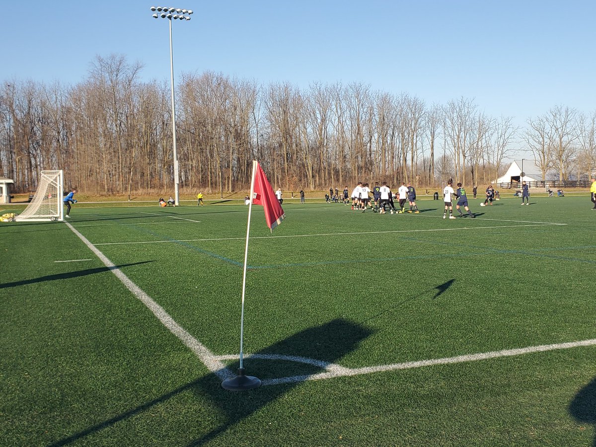 coachp111's tweet photo. Fun/ cold weekend of recruiting in the books.  Lot of good players seen! Excited to be bringing some of them to campus in the coming weeks!
@HUMenSoccer @BergAthletics 
#cold
#4forMoore
#bigebag
#poorseth
#diehardchristmasmovie https://t.co/UOyoi6jq6y