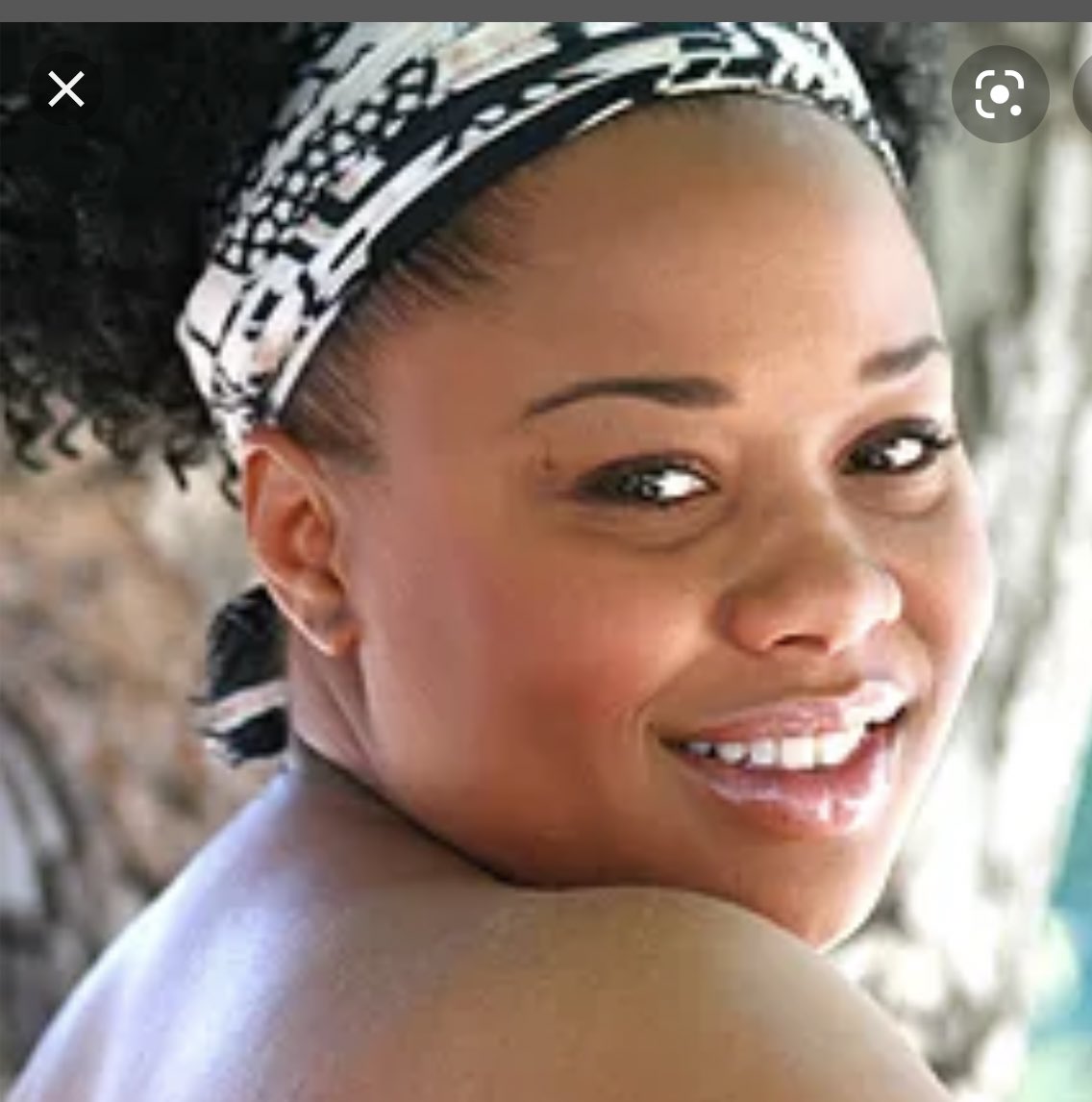 hollyrpeete's tweet image. Just absolutely decimated by this news...
Actress Natalie Desselle, a bright shining star passed away this morning. I got to know her when my mom was managing her. 
She will be so missed...sending out prayers to her children and husband. 
💔🙏🏽😢
Rest In Peace, Sweet Girl🙏🏽