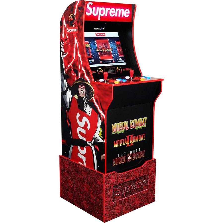 SuprimeApp's tweet photo. Supreme/Mortal Kombat arcade cabinet dropping this Tuesday!US only i suppose..๐ฌWho's going for it?
#supreme #supremenyc #supremeny #supremenewyork #streetwear #hype #hypebeast #supremeclothing #leaks #leak #supremeleaks #week16 #fw20 #fashion #fallwinter #mortalkombat #droplist https://t.co/EVv6Bjh1Cb