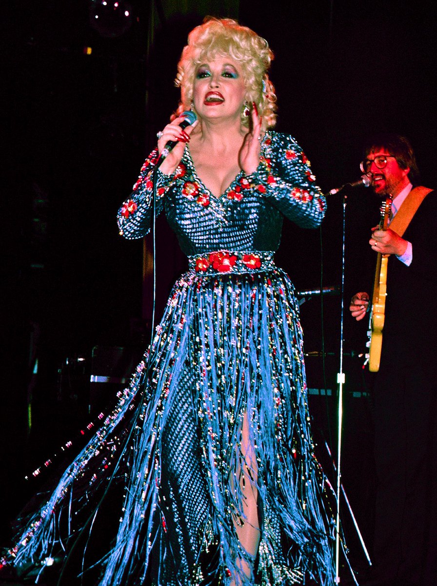 Trolley Parton: Thread