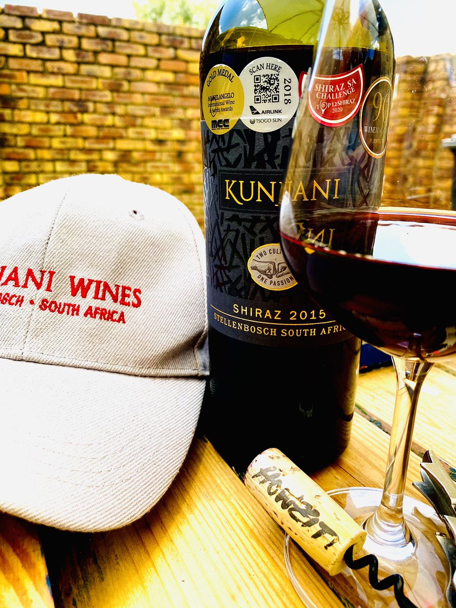 Oh hello award winning #shiraz! One of my faves when it comes to my #red game! #saykunjani <a href="/KunjaniWines/">Kunjani Wines</a> #wine #winetasting #winefan #winelover #southafricanwine #wineeveryday #winepics #wyn #vino #wineestates #winefarm #winelove #🍷