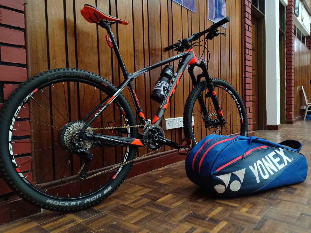 Ride on.. badminton on..😉
#cycling #Badminton #Giant #mtb #yonex