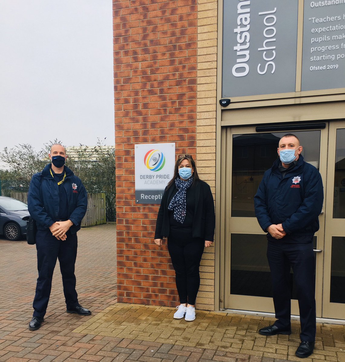 Thanks to Derby Pride Academy for hosting our Road Safe presentation. We have been talking about the dangers and consequences of taking a vehicle without consent. <a href="/DerbyshireFRS/">Derbyshire Fire & Rescue Service</a> <a href="/DerbyPrideAcad/">Derby Pride Academy</a>