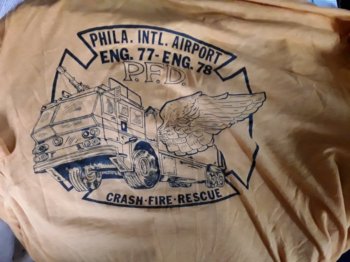 eyepicyou's tweet photo. @learyjen @phillydragon Look at what I found. #cfr #PhiladelphiaFD https://t.co/I7QVUQdBT0