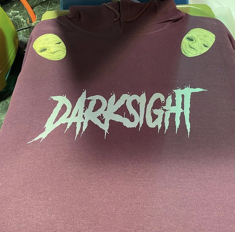 scrapbaddaboss's tweet photo. #DarkSight MERCH STOCKED UP FOLLOW IG PAGE #DARKSIGHT14 dm for prices with your size 🔥 #FreeHim https://t.co/FC22Y6E8BP