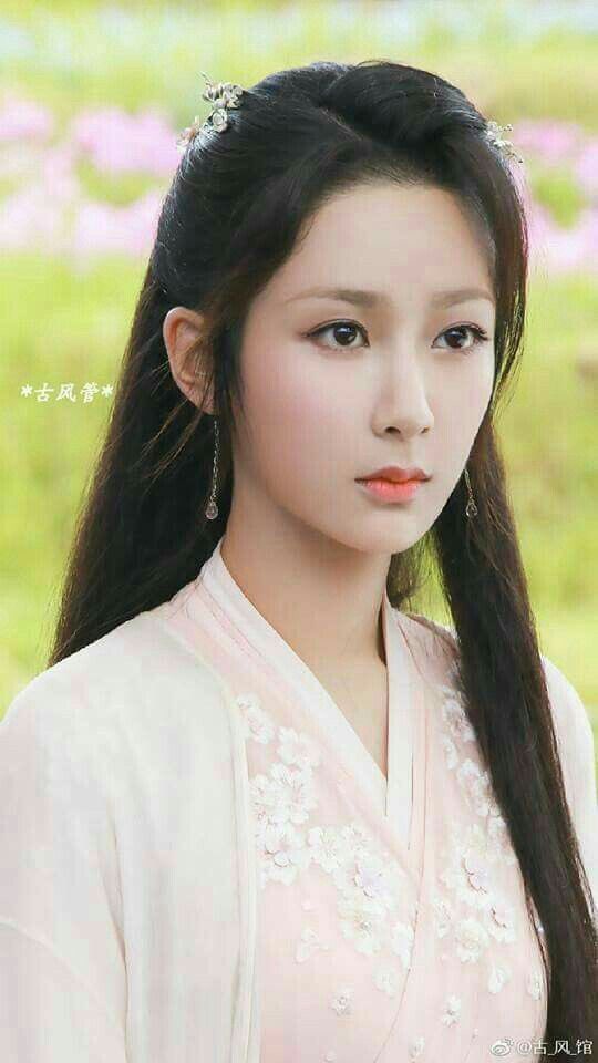 Yang Zi as Yushi Huang