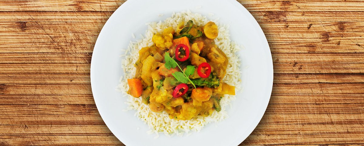 😍 Chinese Vegetable Curry 😍

This easy #vegetarian Chinese #curry #recipe is perfect for those with a busy lifestyle, ready in less than 30 minutes.

For the full breakdown of the ingredients used please visit our website at the link below.

mayflower.co.uk/recipes/recipe…