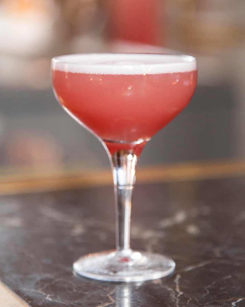 Did you know our set menu comes with a complimentary 1873 cocktail? 

It combines Bombay Sapphire gin, cranberry, apple, rhubarb and egg white for a brilliant start to the meal. 

Try it alongside our three-course menu for just £35: ow.ly/kvtR50CEprP