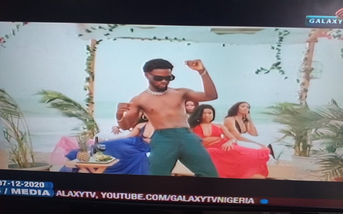 galaxytvent's tweet photo. Now playing #Wickedestwyne by @fireboydml live @Galaxypartytime with host @McBustaMouth holding it down @galaxytv on #hitlistmonday shoutout to @crackermallo https://t.co/ZPViL4IEJt