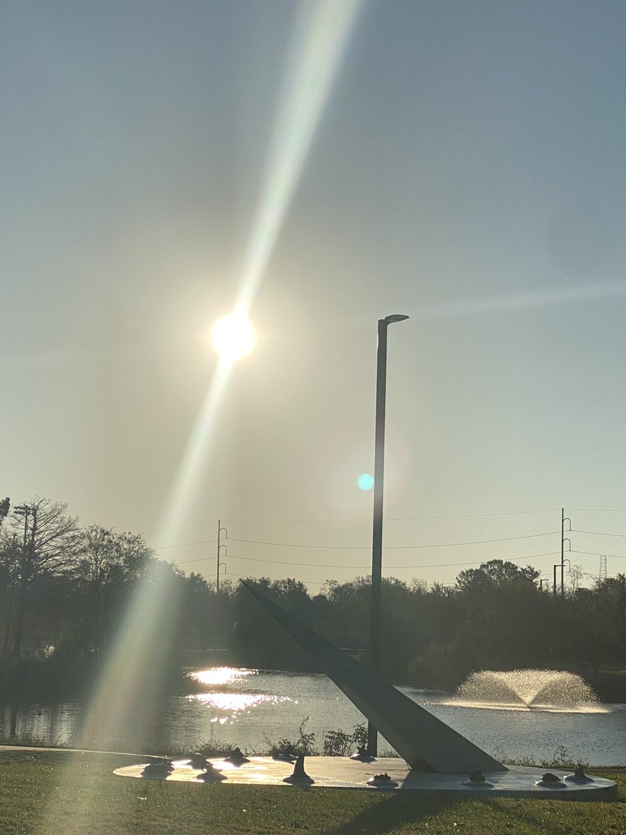 geauxnatural's tweet photo. It’s A New Day...Let’s Get It! ☀️
#NeverMissAMonday
#InTheElements
#girltrek
#nolatreks
💪🏾💙💛🧡👟 https://t.co/6HFLrI66yD