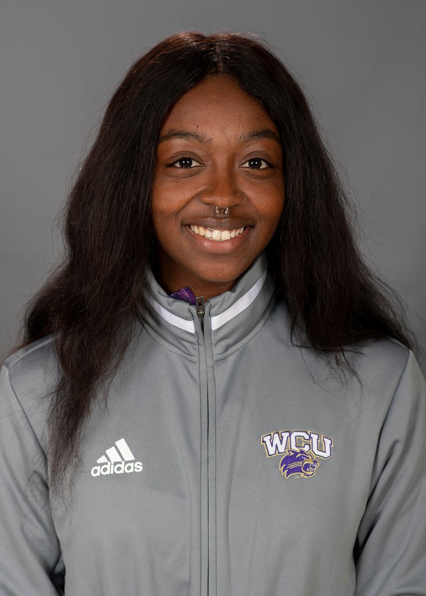 catamount_SAASS's tweet image. Our first round of Spring 2020 graduates are Catamounts Tatiana Mills and Tyler Robakiewicz from @TrackCatzWCU, Emily Zipay from @catamountsoccer, and Farasia Hodge from @CatamountWBB 🎓💪💜💛 #hardworkpaysoff #alwaysaCatamount