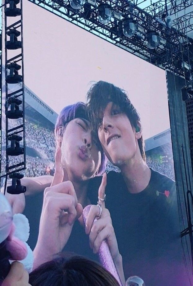 Taejin at concerts — a soft thread