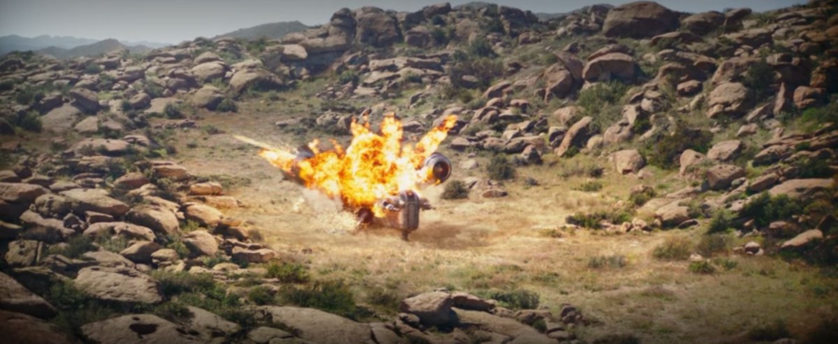  #TheMandalorian  ...No More Razor Crest under my booties It's a crime! I will take legal action!In any case, I chose the name of my column very, very well.