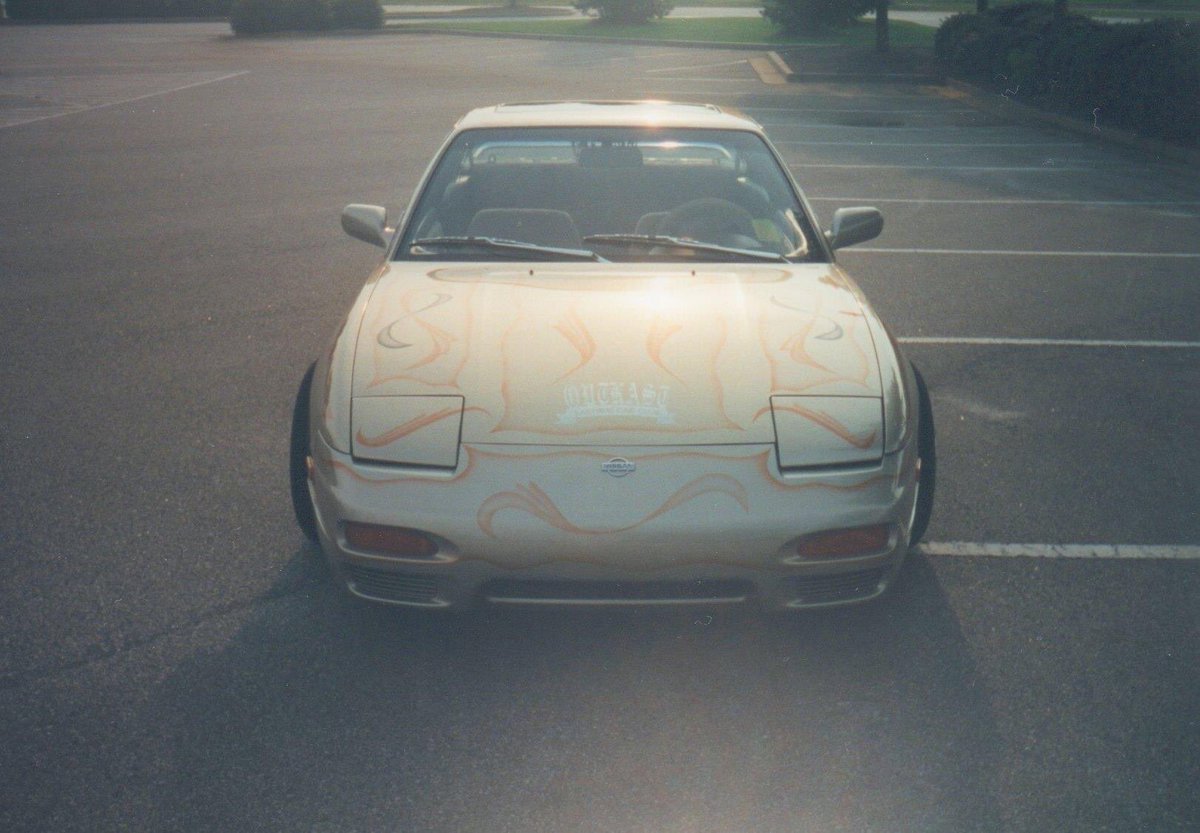 BotLowrider's tweet image. ワンビアのローライダー😎