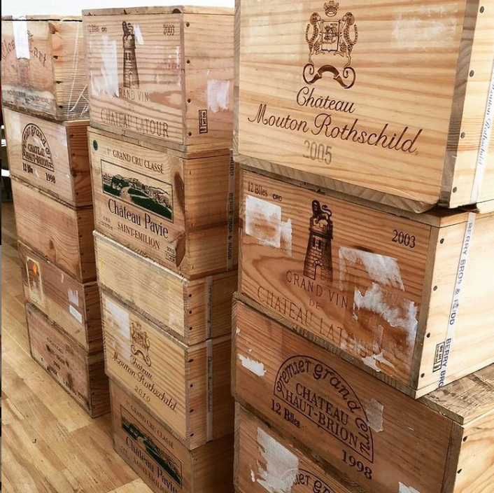 jftwines's tweet photo. Happy Monday, all! If you haven't already, check out our Instagram for all things #finewine!

https://t.co/KBhCtlpPLU https://t.co/zKZrPYHyxc