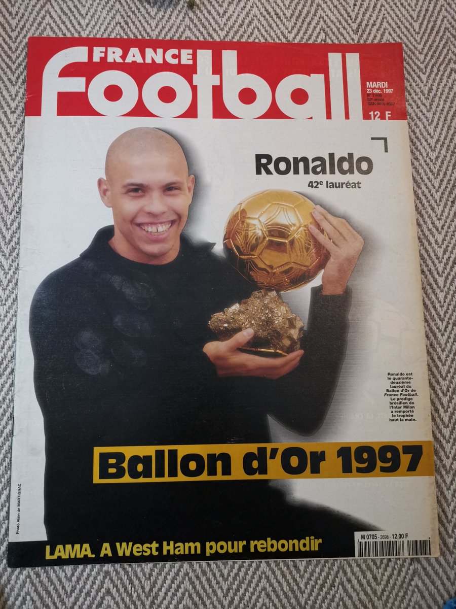Le lendemain de ce succès, Ronaldo est sacré Ballon d'Or. Avec le plus gros écart de point de l'histoire sur un deuxième (Mijatovic). Il est le plus jeune vainqueur de l'histoire... il a 21 ans et trois mois mdr