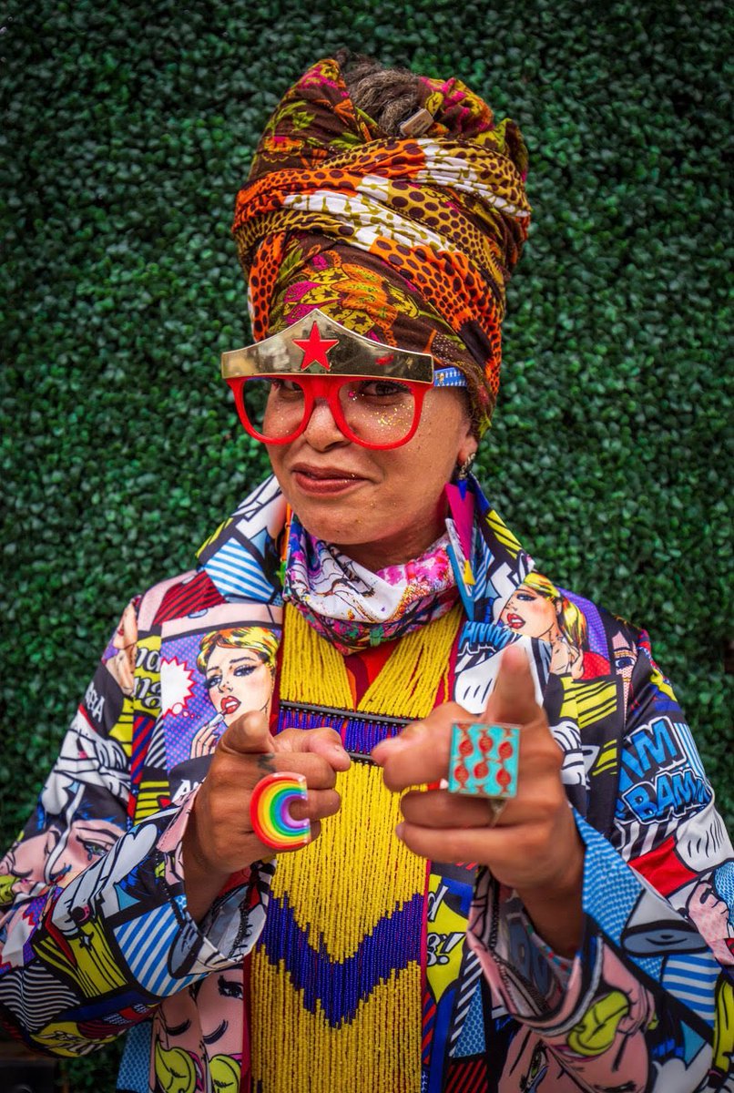 Juniper_Pro's tweet image. Are you ready? We have the BEST host on the planet #starfire who is everything you could ask for in a host and person! We are doing an amazing fundraiser for @Andersontamara #gumbolab tickets are on sale now! tickettailor.com/events/juniper…