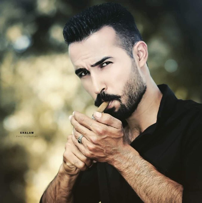 ادم يحيى استشهد قبل قليل على يد القوات القمعية في السليمانية جمجمال 

ارقد بسلام 🙏
#كردستان_تنتفض