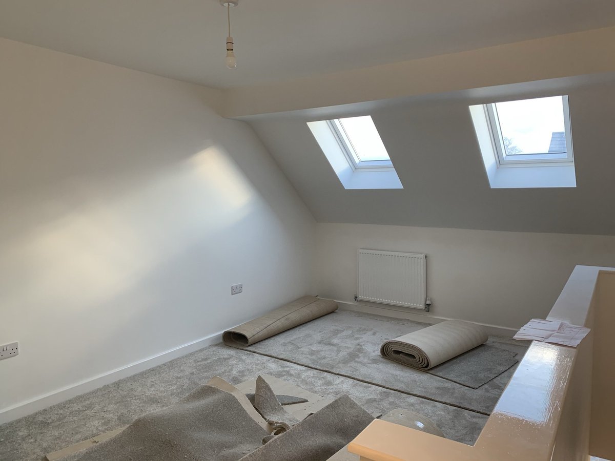 Daryl_Onward's tweet photo. Our show home at Sycamore Gardens is underway with the carpets being fitted today and furniture installation this week, so excited to see the end result 🤩🏡🎨🛋🛏 #EllesmerePort #Showhome #3storey #newbuild #smelloffreshpaintandcarpet https://t.co/DvemoJLnD0