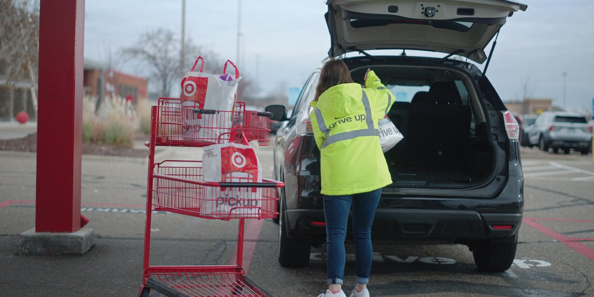 From making a list and shopping solo to masking up and more, here’s how *you* can make your Target Run even safer this season and beyond: tgt.biz/6pbcv