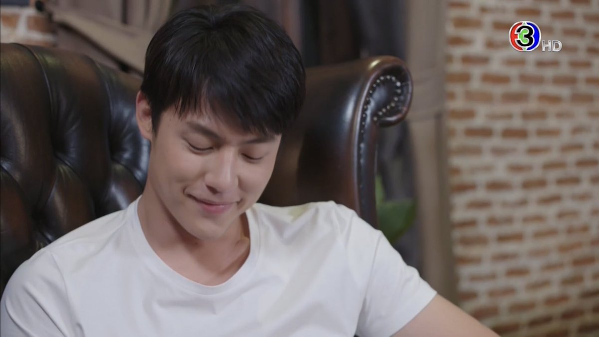 Matomatohead's tweet photo. จากไม่คิดแน่ใจว่าหลงชอบ😍จากไม่เคยมีคำตอบที่ใจสั่น😍จากไม่เคยคิดสักนิดว่าผูกพัน😍วันนี้ชัดว่าหัวใจมีอาการ😍ยิ่งได้รู้ว่าชอบยิ่งแหนหวง😍ยิ่งอยากทวงความรักคืนที่เคยผ่าน😍คอยดูเถอะจะเอาใจขึ้นใส่พาน😍แล้วหมอบคลานเข่าไปขอให้รอดู #ตราบฟ้ามีตะวันep11 #poetme https://t.co/P5OR5IjQ9v