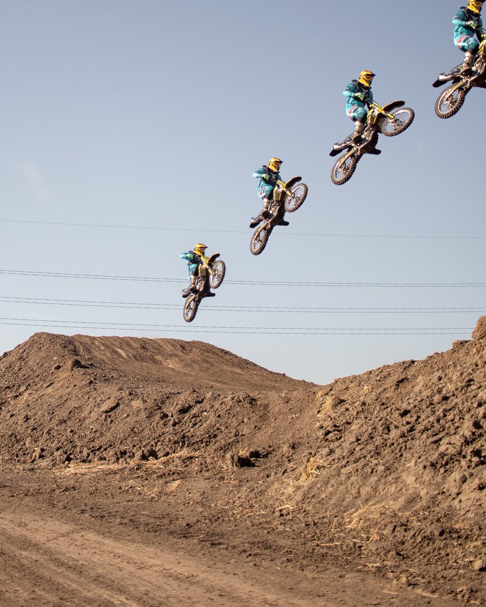 motoantics's tweet photo. Don't let anyone keep you down...take flight! 🛫 #motoantics #squidsquad #motocross #mxlife #dirtlife #dirtbikes https://t.co/Sd4P1Wky83