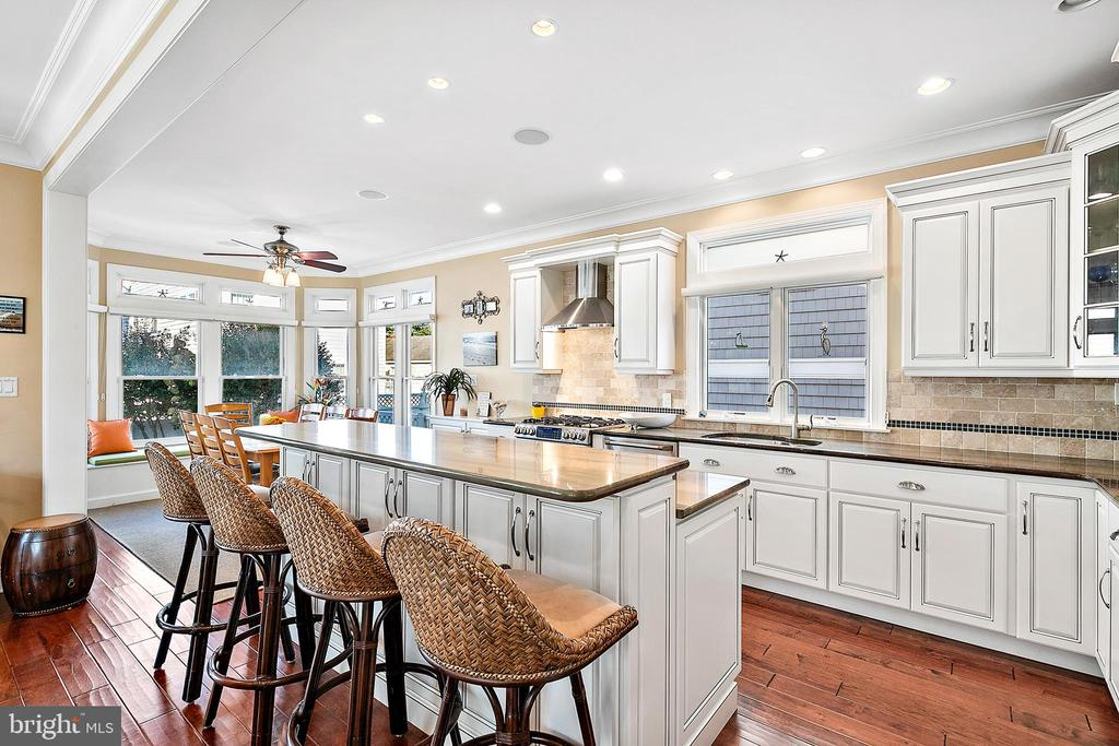 Only 8 Homes off the Ocean! Welcome to this Beautiful Custom 5 bedroom, 3 1/2 bath home located only 1 mile away from the heart of Beach Haven 🌊107 E 27th Street. Contact us today!