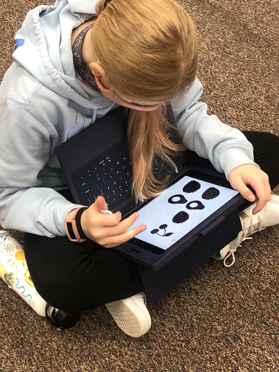 GCBassoBeats's tweet photo. MIS 5th graders identified the form of Sleigh Ride using Apple Pages graphics. Students chose the symbols they wished to represent each section of the music, a fantastic visual representation tool! So easy! #everyonecancreate #gcscpride #GCinnovator @loriannkatz @MeganCThompson https://t.co/ziuyMuDxGc