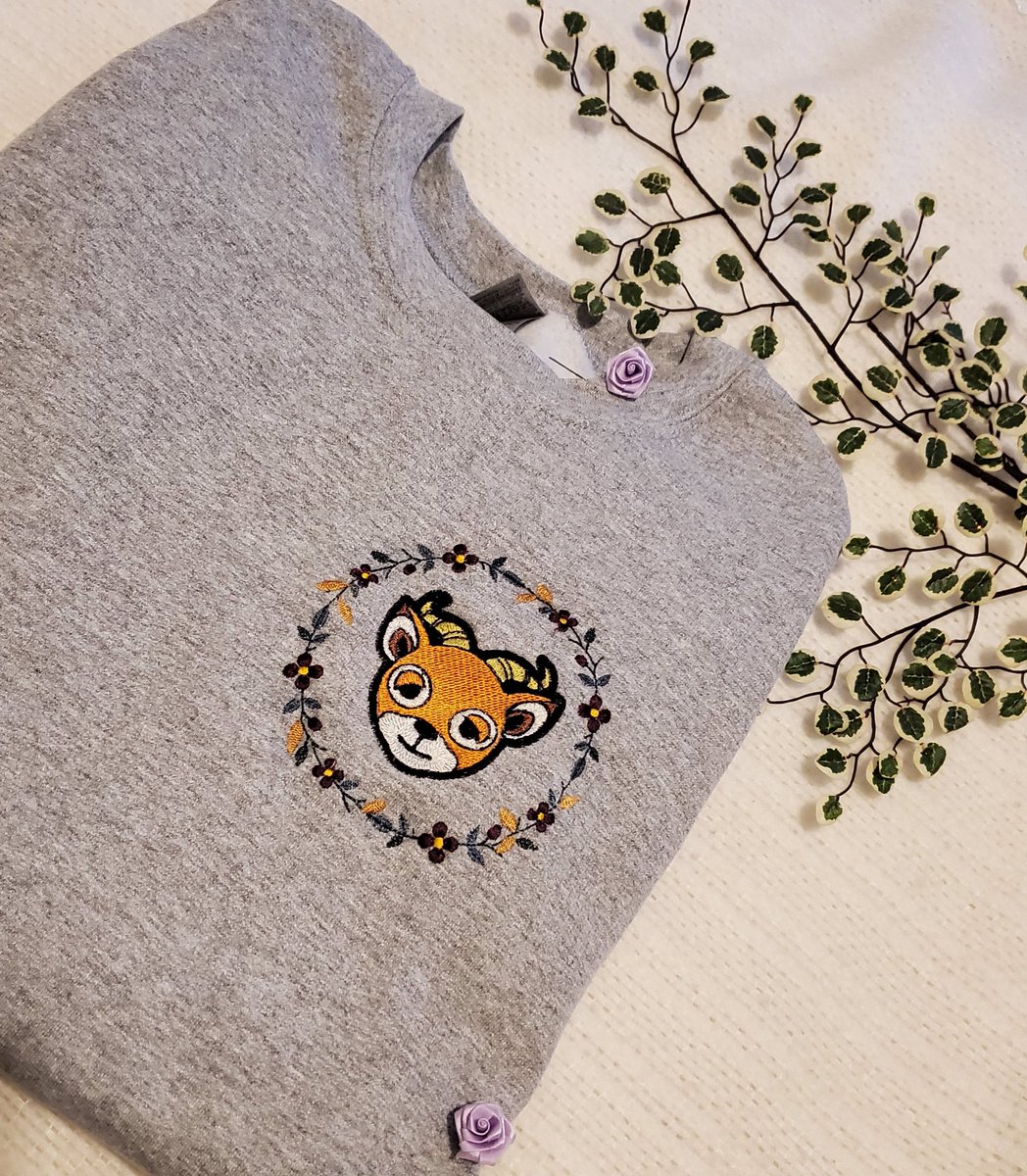 pdxfunmale's tweet photo. 🎁 Giveaway! 🎁
Hello friends! For this giveaway I am offering the choice between 1 Lucky bean &amp; sweater combo, OR 1 custom sweater.

Rules -
❄ Must be following me.
❄ RT (no quote RT)
❄ Tag at least one friend (or comment a meme/pic, whichever)

Ends Dec. 12th @ 1300 PST ❤ https://t.co/PkiYDrYS5J