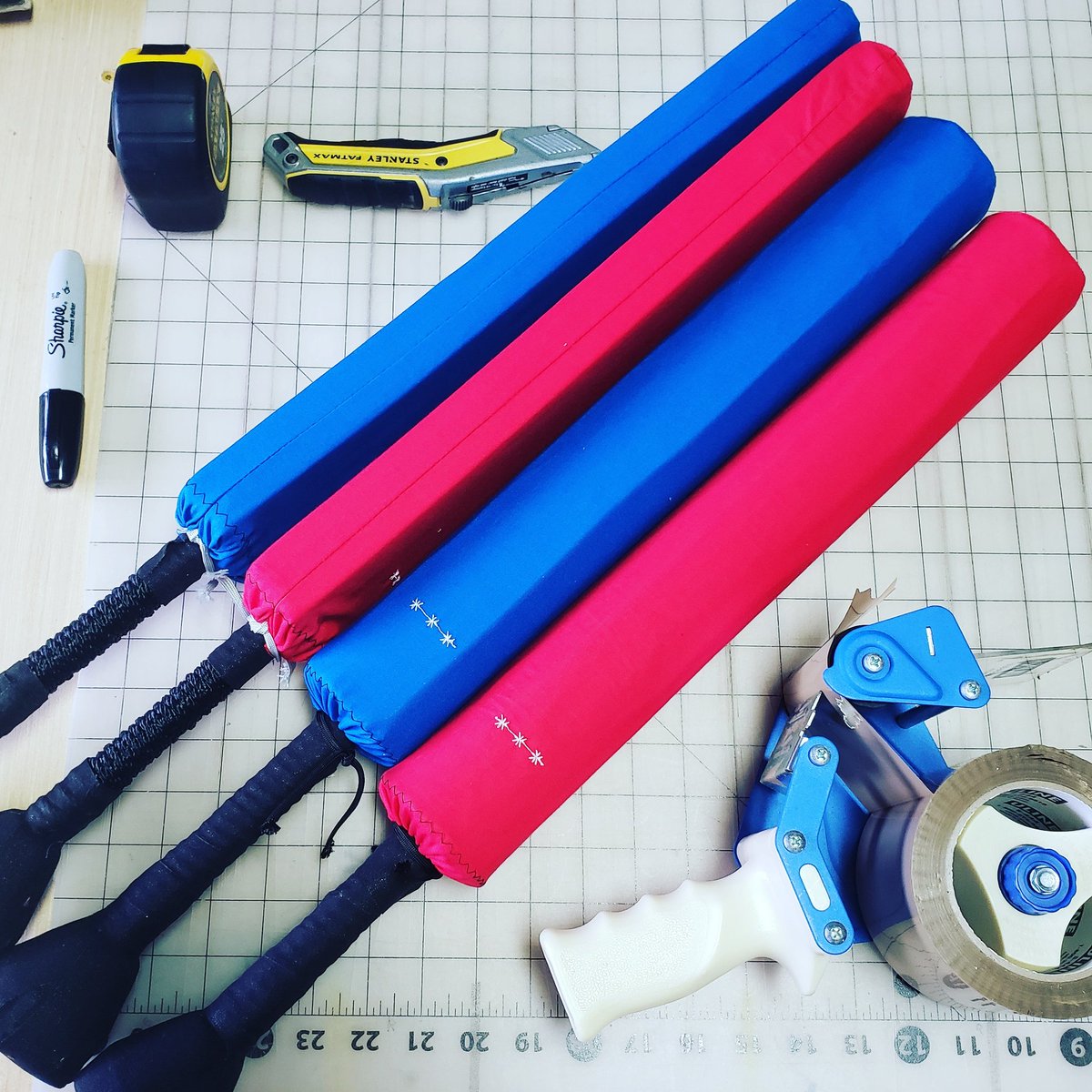 GORGTECH's tweet photo. So pumped to mail out a set of our kid weapons!  A big thanks to our friends for supporting the next generation of fighters!!! #shortsword #kidfoamswordfighting https://t.co/SElEpM4qc4 https://t.co/rxVjjdSEyi