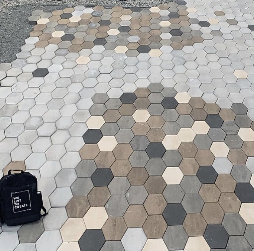 TechoNerren's tweet photo. #Hexa for the win! Exceptional utilization of ALL 5 colors of @techobloc #Hexa from our #TechoPro specialist @corescapes
Can’t wait to see what you guys come up with next! 👏🏻👏🏻👏🏻 https://t.co/9rM80YefM0
