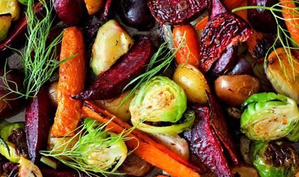 A great calendar by Scotland Food and Drink detailing what produce is in season and when it is in season in  Scotland! Check it out: buff.ly/3qBDBe4
