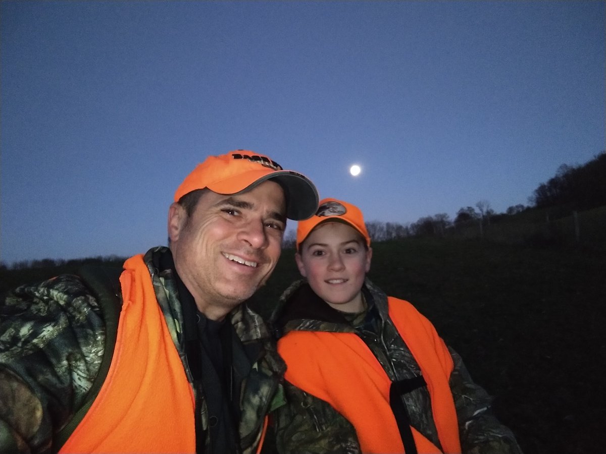 BizBuilderCamp's tweet photo. We had a great day together last weekend... We started before the sun came up and ended as the moon rose. 

The full moon always grounds me... I'm just one man, doing the best I can. 

I'm glad I have others in my life to inspire me and ask me hard questions.
#businessbuildercamp https://t.co/fwJhob7uvl