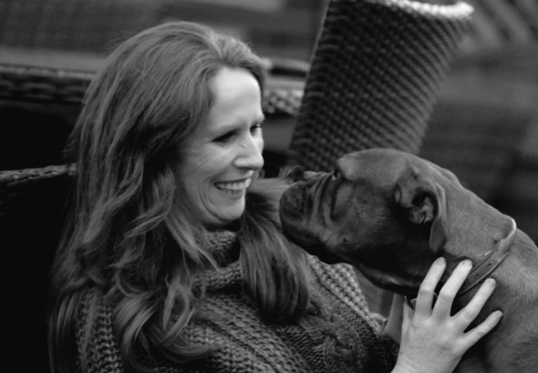 Catherine Tate being madly in love with dogs... a thread