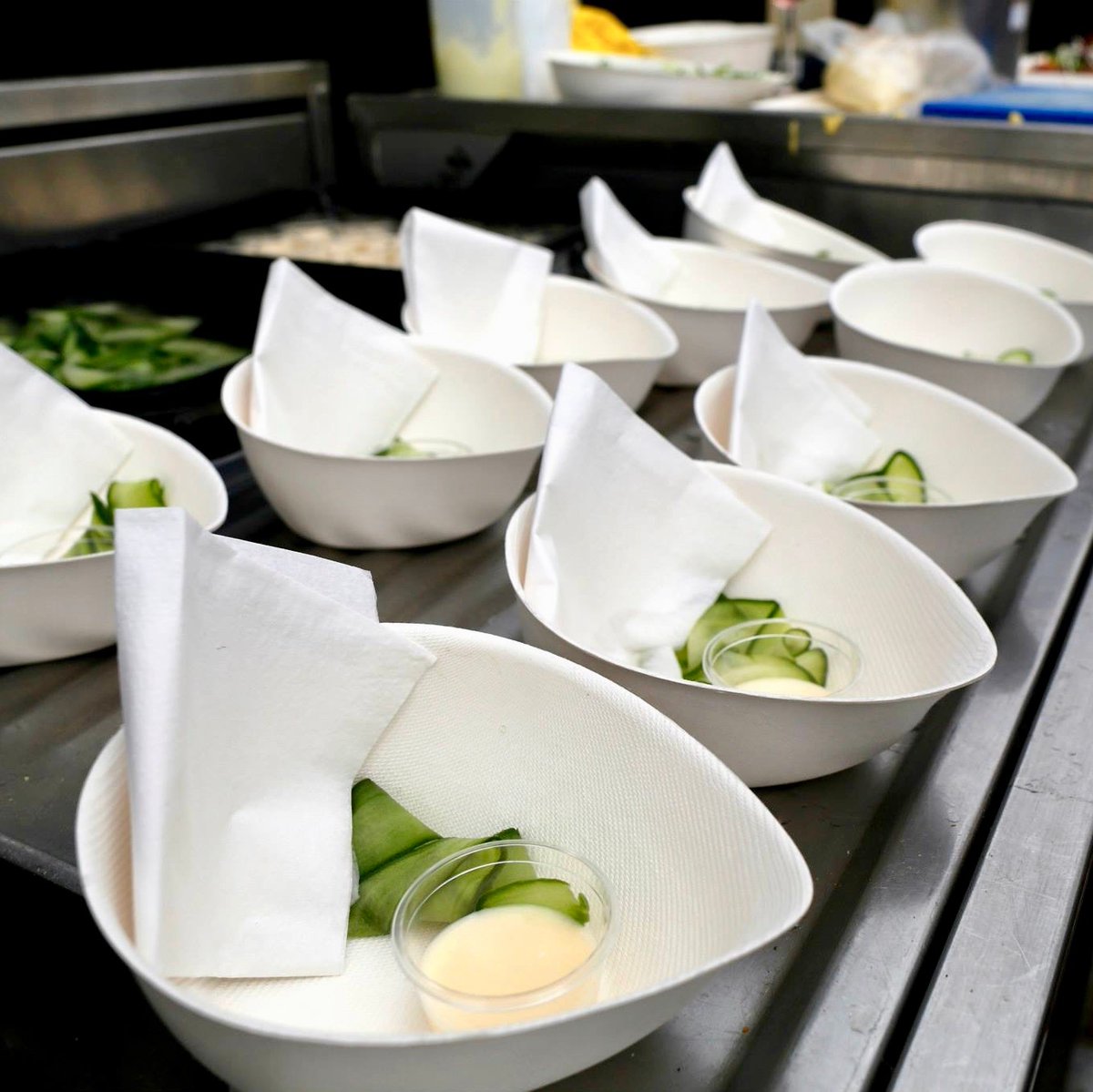 The most perfect line up. Our products tell a story, “Suca” stands for Sugar cane, the material the plates are made of and “Drops” for their #elegant and #feminine shape. Shop the line here: disposables.eco/brands/sucadro…