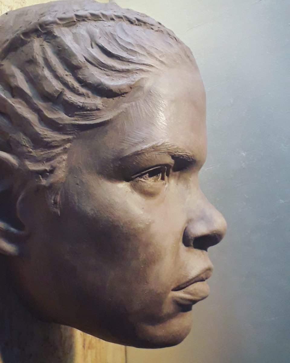 Jbseckler's tweet photo. #amandanunes #sculpture #UFC #danawhite #MMA2020 #MMA #FightNights #Fights #thelioness #ufcchampion #jjb #braziliangirl #brazil https://t.co/IperGNszxx