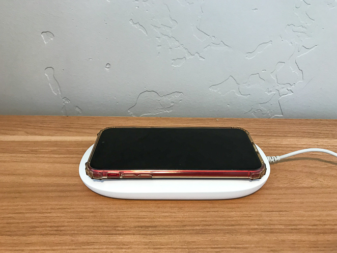 Looking for a way to back up photos from your cell phone without extra hassle? Then the Ixpand Wireless Charger Sync from <a href="/SanDisk/">Sandisk</a> might be your answer. #ad #IxpandCharger #IC letstravelfamily.com/automatic-back…