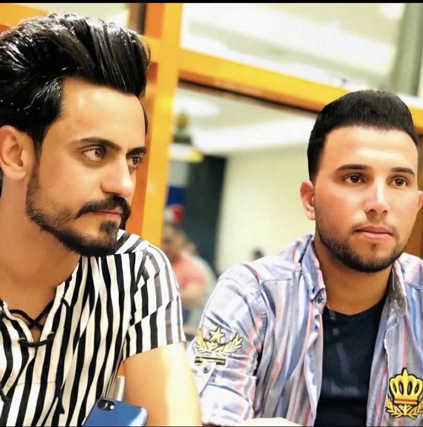 يوجع أفراگ الأخو وداعة شبابك 
من بعيد يبين بوجهي غيابك . الله يصبر الأخ محمد مر شهر على استشهاد
#عمر_فاضل