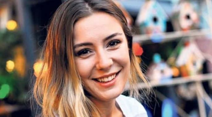 TamamenGercek's tweet photo. Ege Kökenli Kimdir? Nereli – Boyu – Yaşı – Dizileri – Ailesi https://t.co/NdsCrebgBb https://t.co/OBOQkxsmyv