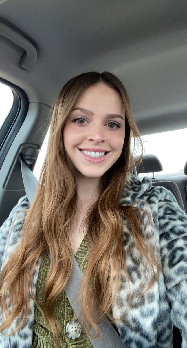 emmakunau's tweet photo. Drop your latest allergies selfie here’s mine https://t.co/tJwDe5Dayu