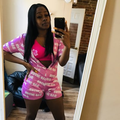 #NewProfilePic https://t.co/tDrAr69DvX<a href="/tag/newprofilepic"class="tags">#NewProfilePic</a>